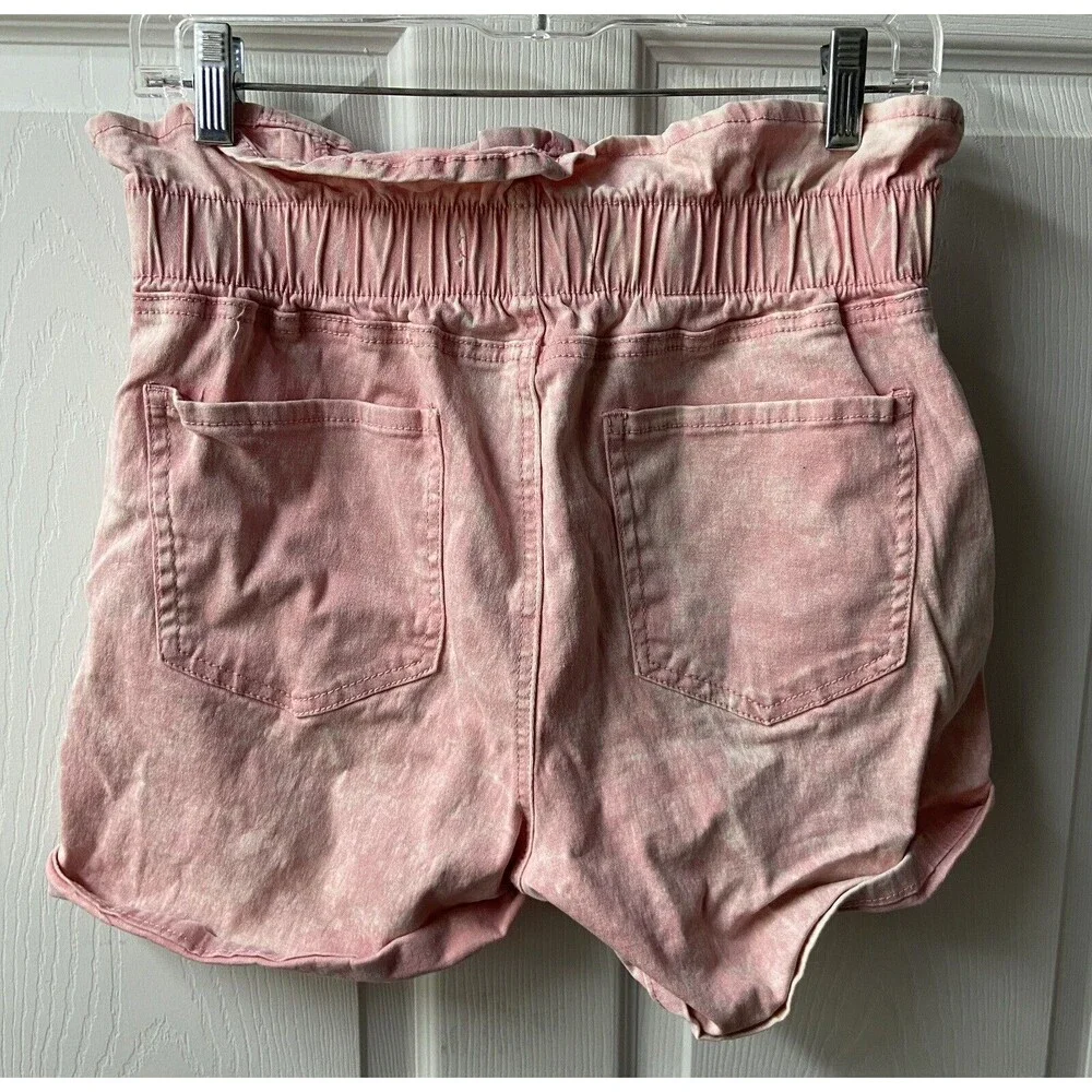 Almost Famous Shorts Womens M Pink Cuffed Denim Elastic Waist Zip Paperbag